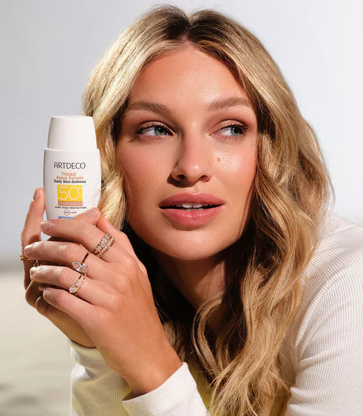 Artdeco Tinted Aqua Serum SPF 50+ Daily Skin Defense 40ml
